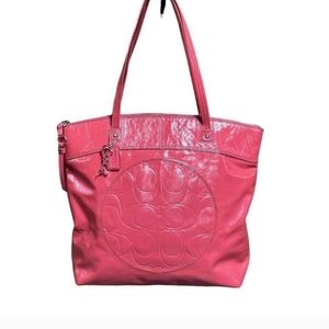 Coach XL Laura Pink Patent leather bag